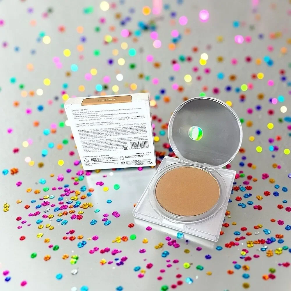 Glowish by Huda Beauty Luminous Pressed Powder in 05 Medium 0.35 Oz New in Box